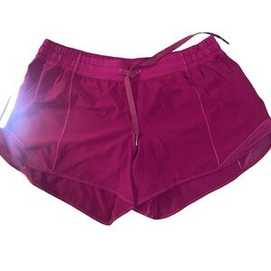 Lululemon OG Hotty Hot Short 4"~ Sz 12 Raspberry Running workout